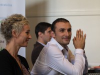 Journées Ligeo 2014 (jpg - 2117 Ko) - <p class="description">Karine Cloarec, responsable administrative V-Technologies & Rodrigue Franco, chef de projet Ligeo</p>